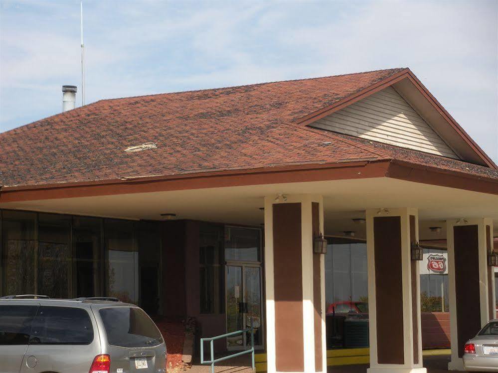 Regency Inn And Conference Center Clinton Bagian luar foto
